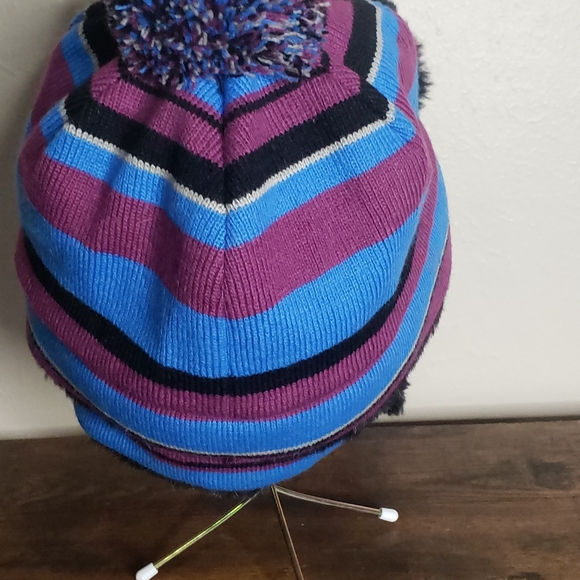 Broner Trapper Style Hat - Picture 2 of 5
